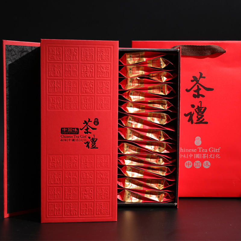 上集大金芽小包礼盒装特级滇红茶