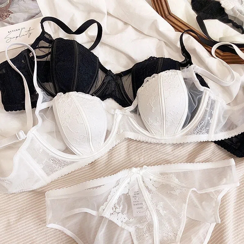 性感蕾丝内衣女薄款大胸显小文胸