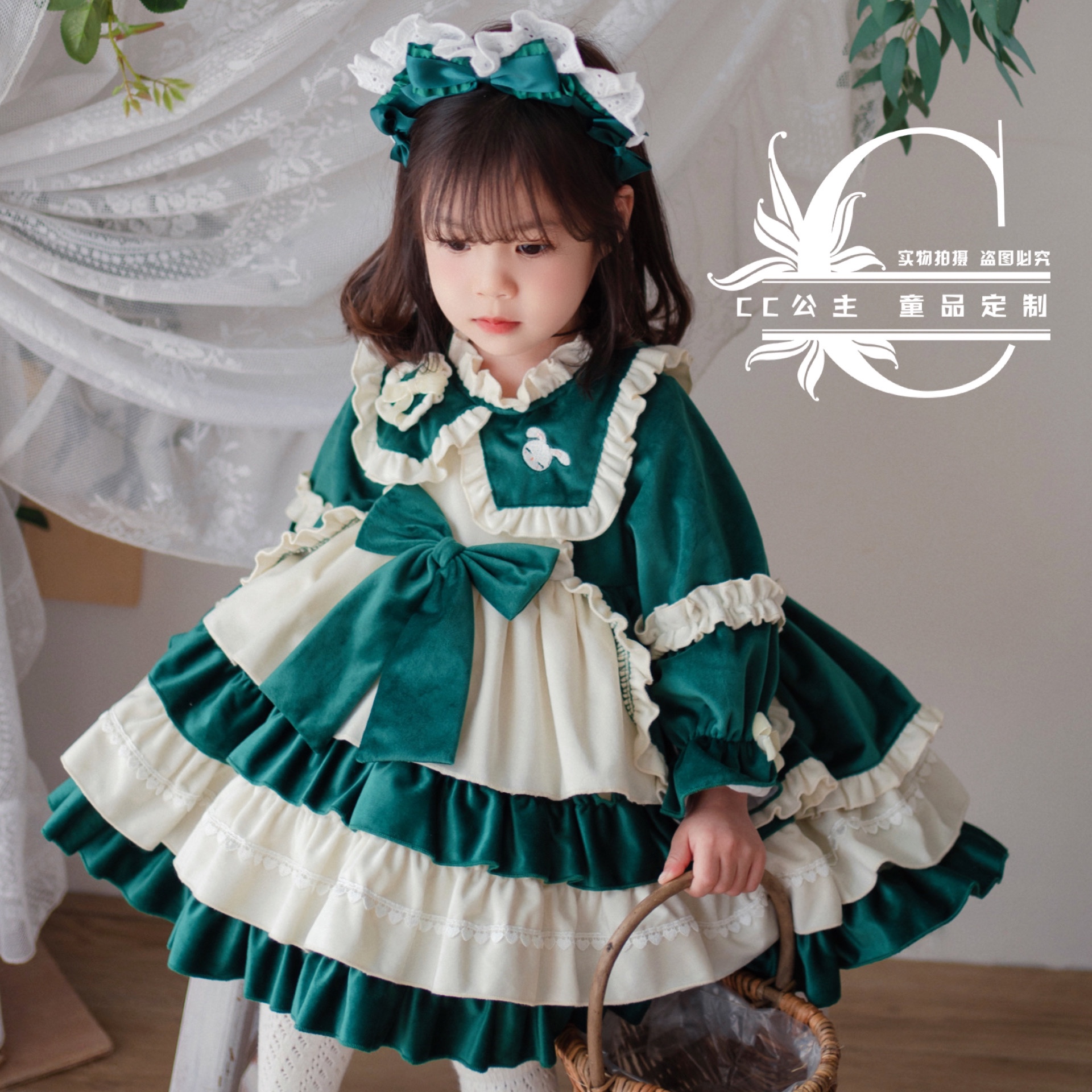 秋冬女童墨绿丝绒原创宫廷洛丽塔公主裙兔子Lolita连衣裙生日礼服