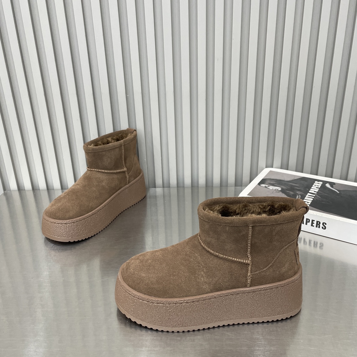 TTRR时尚真皮马丁靴加棉雪地靴