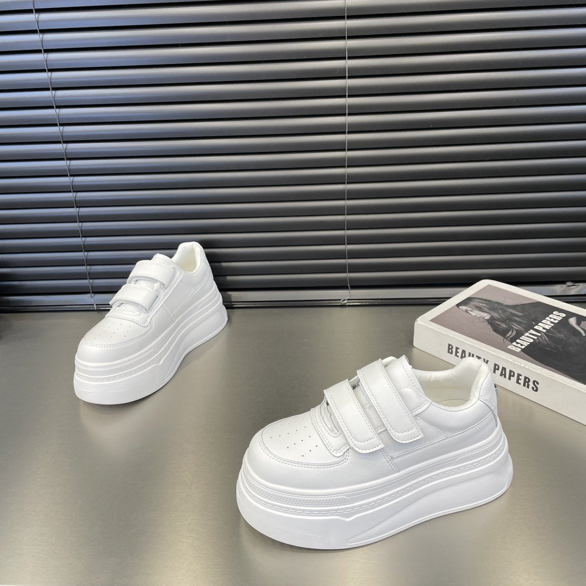 2026春季新款圆头厚底魔术贴小白鞋女休闲内增高时尚百搭经典板鞋,女鞋,棉鞋,淘宝优惠券,粉丝福利购,淘宝优惠卷