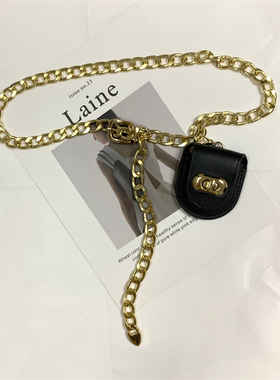 西装搭配腰链小包锁扣斜挎ins