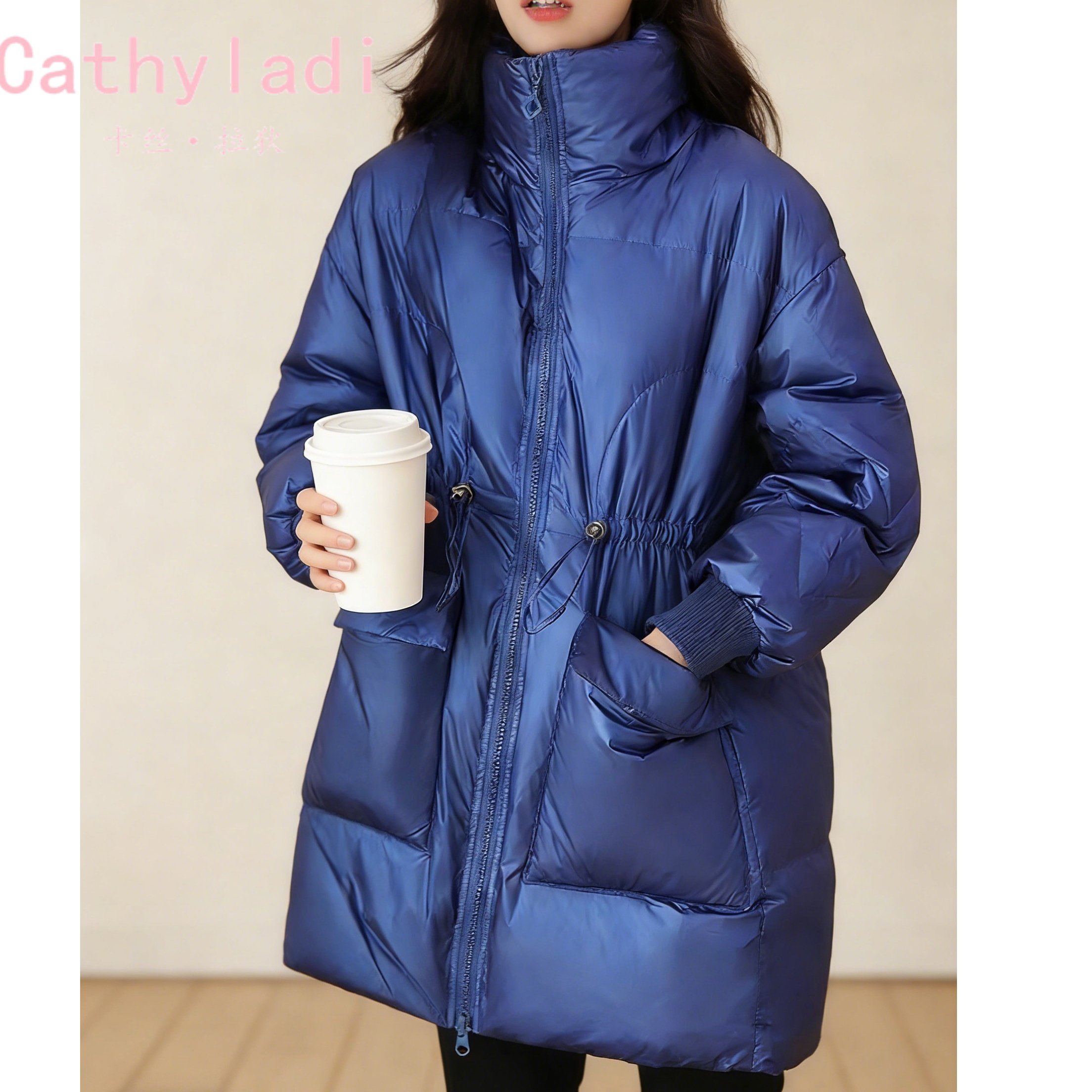 CATHYLADI宝石蓝亮面加厚羽绒服女2026冬季中长款宽松显瘦外套潮