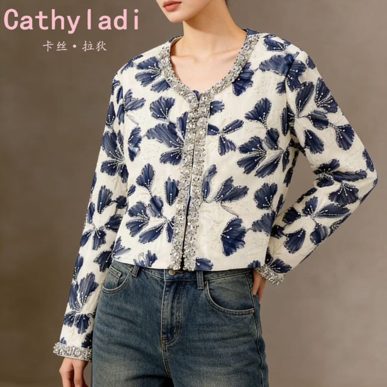 CATHYLADI轻奢高级感短款外套2026年春季圆领拼接设计感长袖上衣