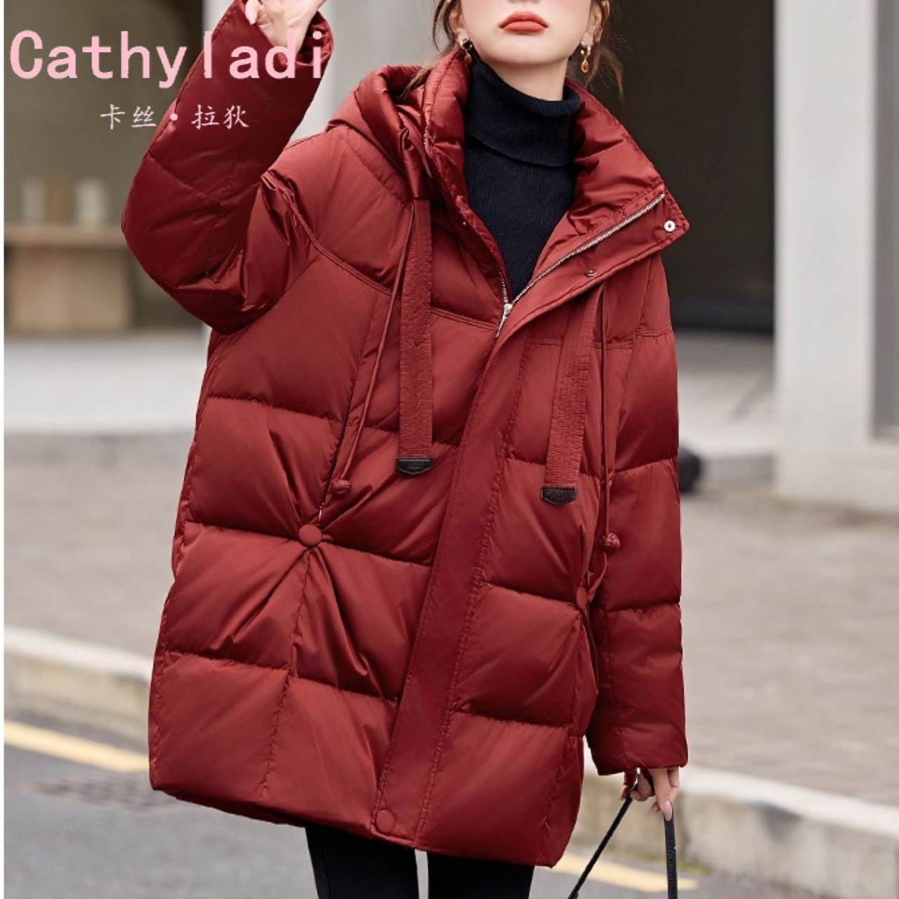 CATHYLADI红色连帽中长款羽绒服