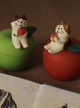 可爱红苹果青苹果猫猫桌面装饰