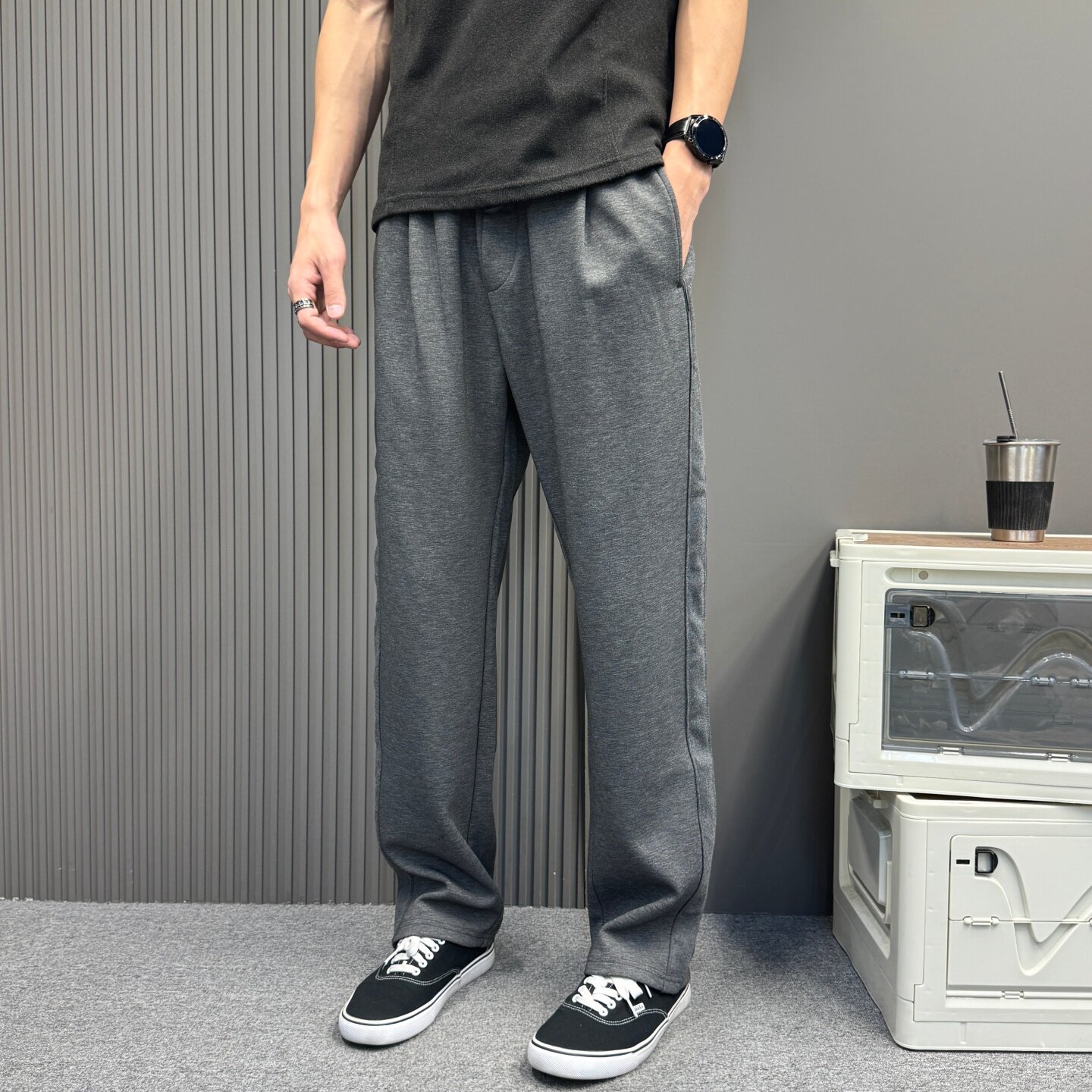 日系休闲裤男士慵懒感潮牌复古简约纯色百搭宽松抽绳系带运动卫裤