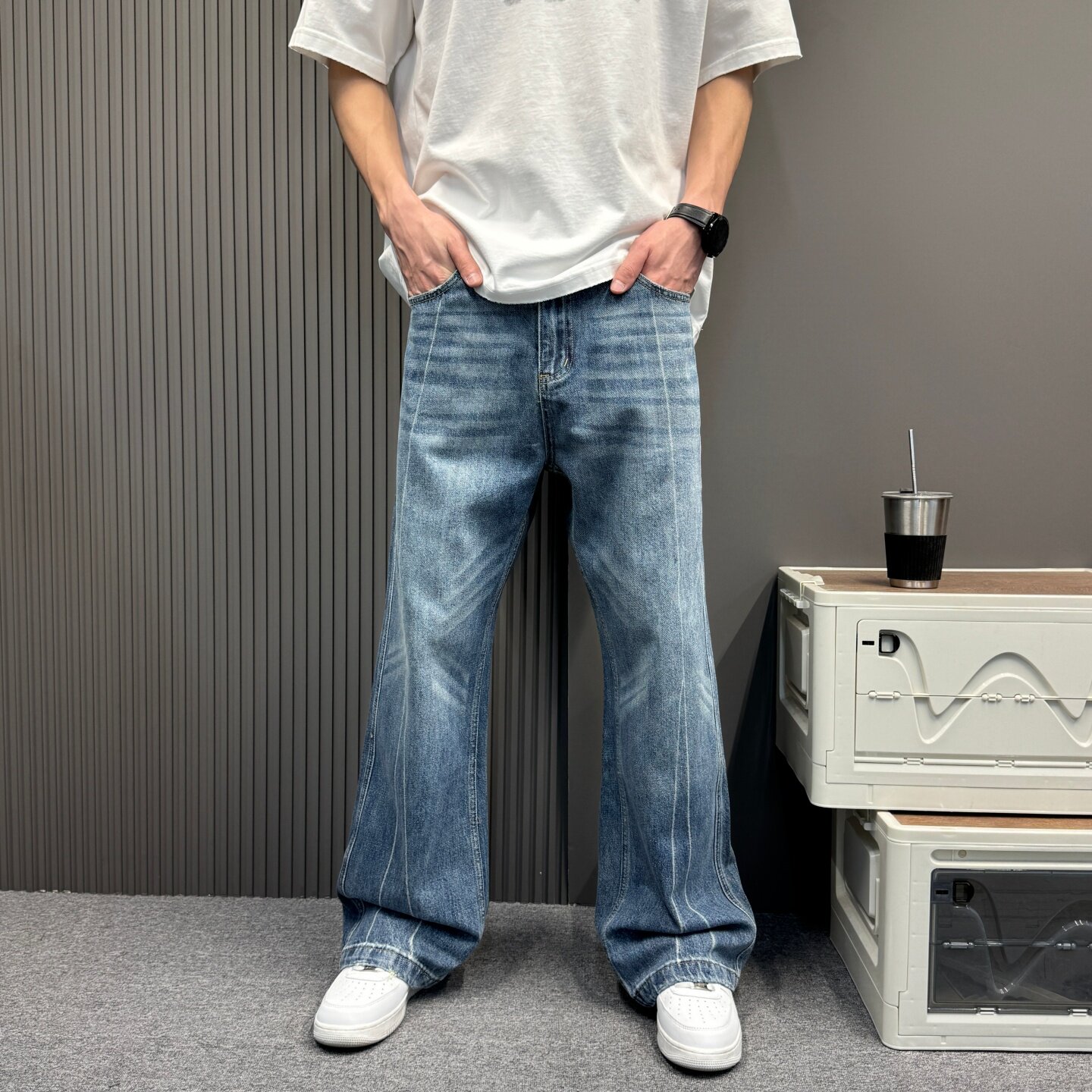 2026美式复古蓝色直筒牛仔裤男春季潮牌高街水洗宽松阔腿微喇裤子