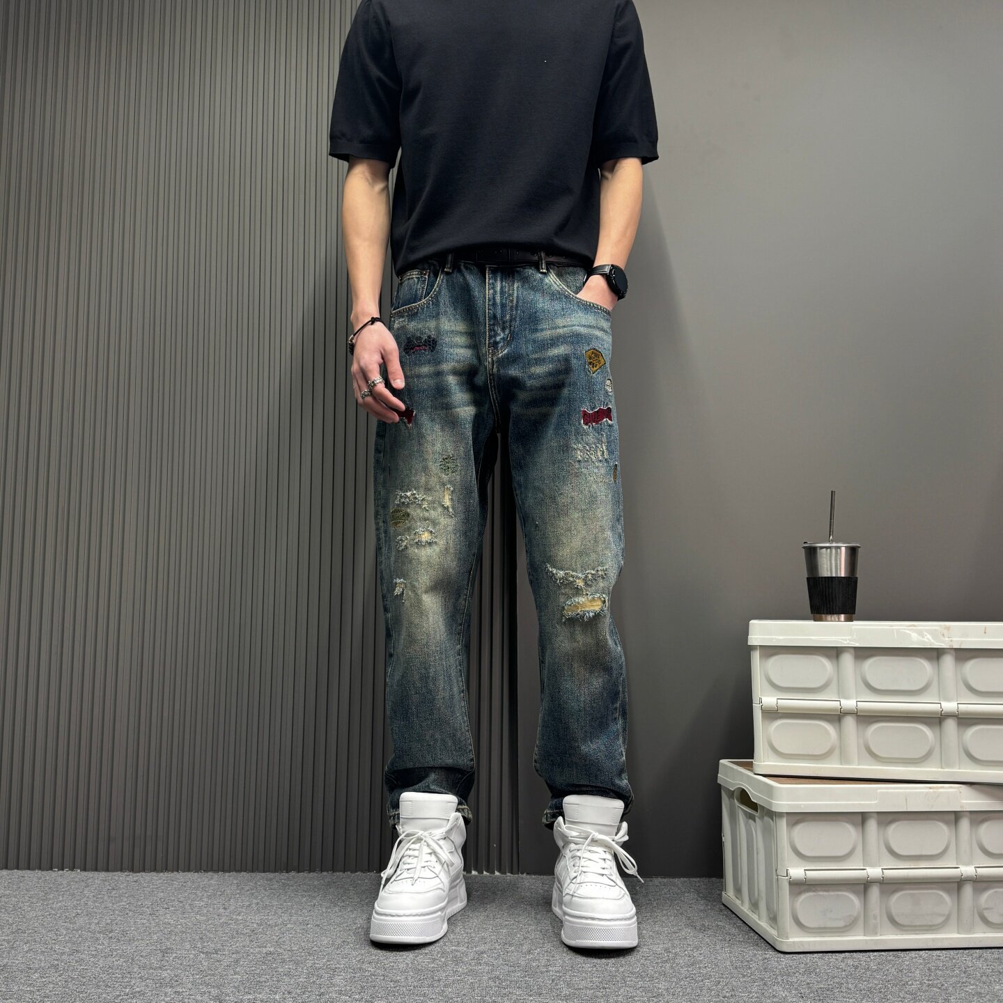 微椎新款美式潮流刺绣宽松男士牛仔裤宽松百搭锥形直筒休闲长裤子
