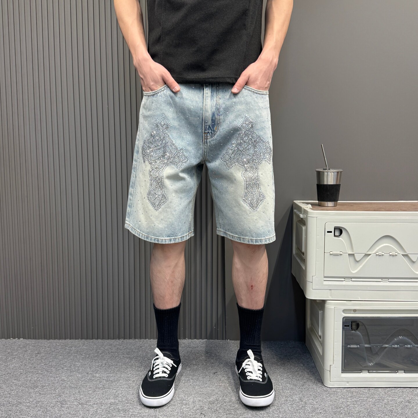 夏季新款休闲宽松直筒五分裤巴黎风高街满天星立体烫钻牛仔短裤潮图片