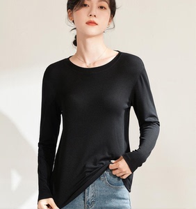 2023春秋圆领打底衫女纯色百搭洋气牛奶丝修身内搭长袖女士T恤