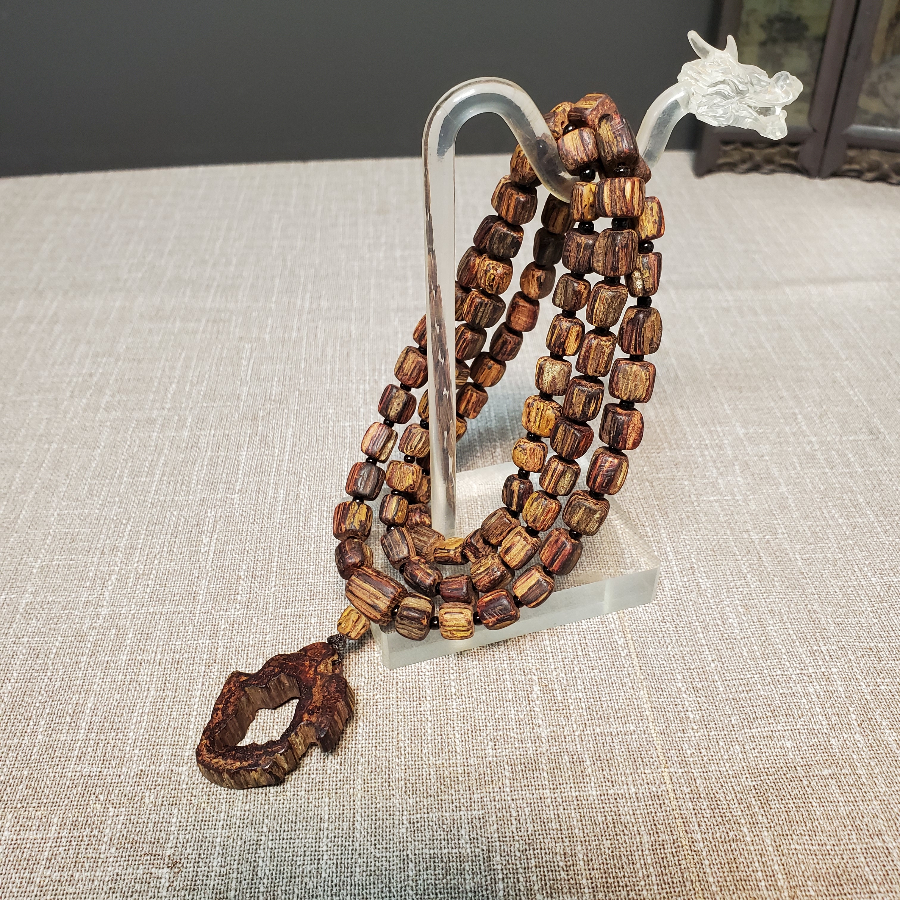 海南降真香大叶黄金甲方珠项链挂链吊坠多圈手串高油脂盘玩收藏款