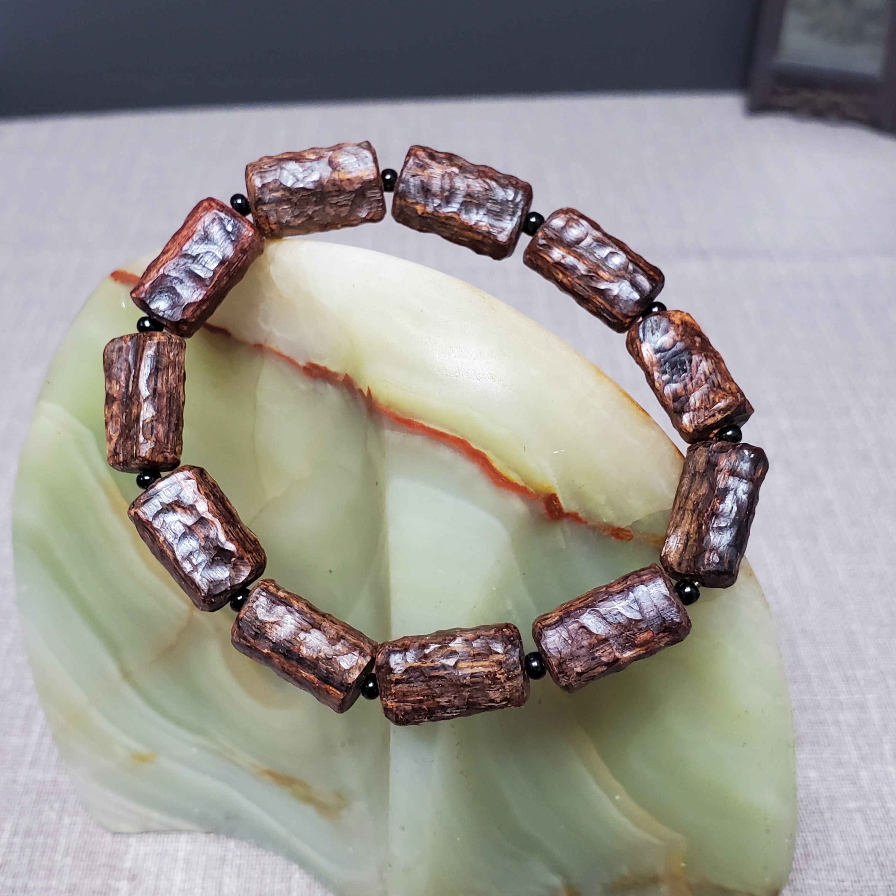 海南降真香十亩香沉水手串老料肌理纹理随形满油手工随形收藏新品