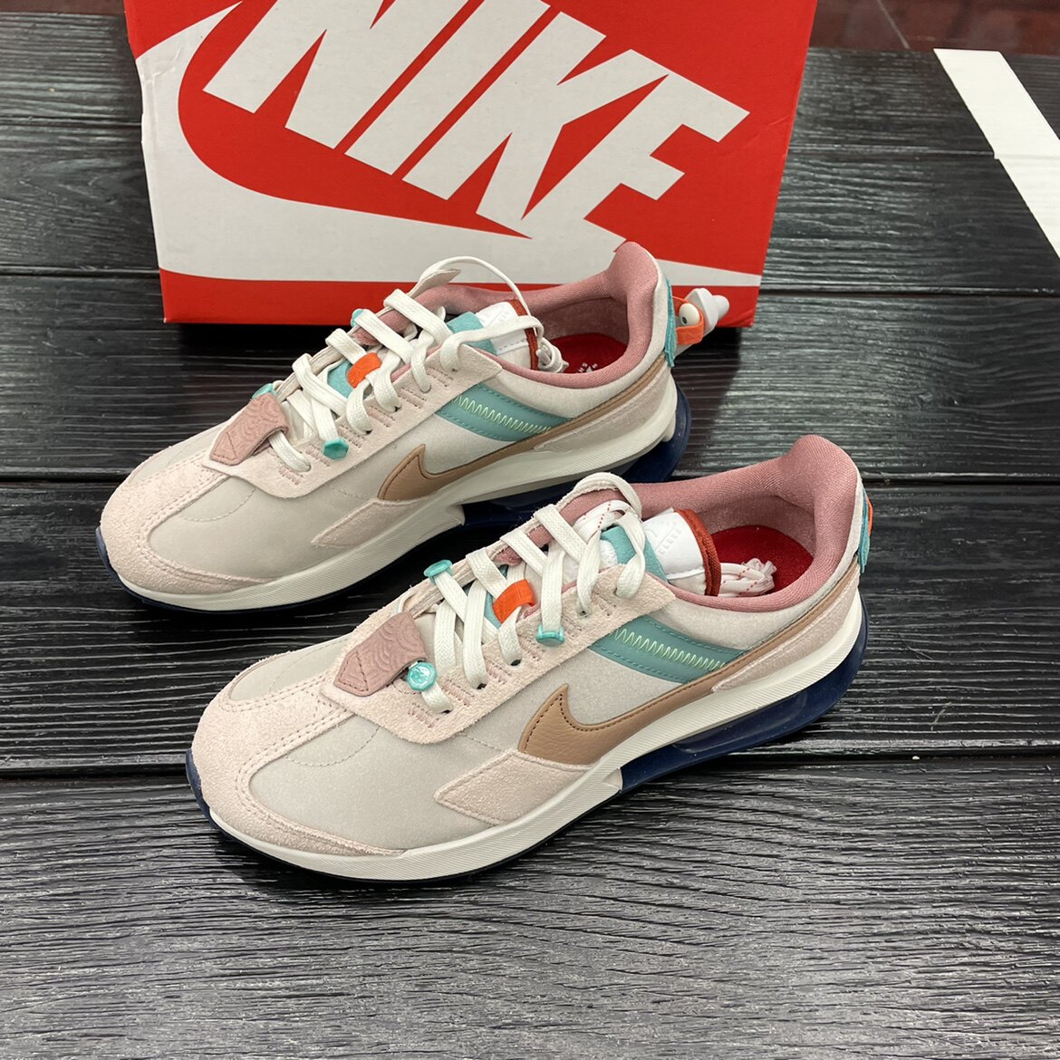 耐克AIRMAXPRE-DAY气垫跑步鞋
