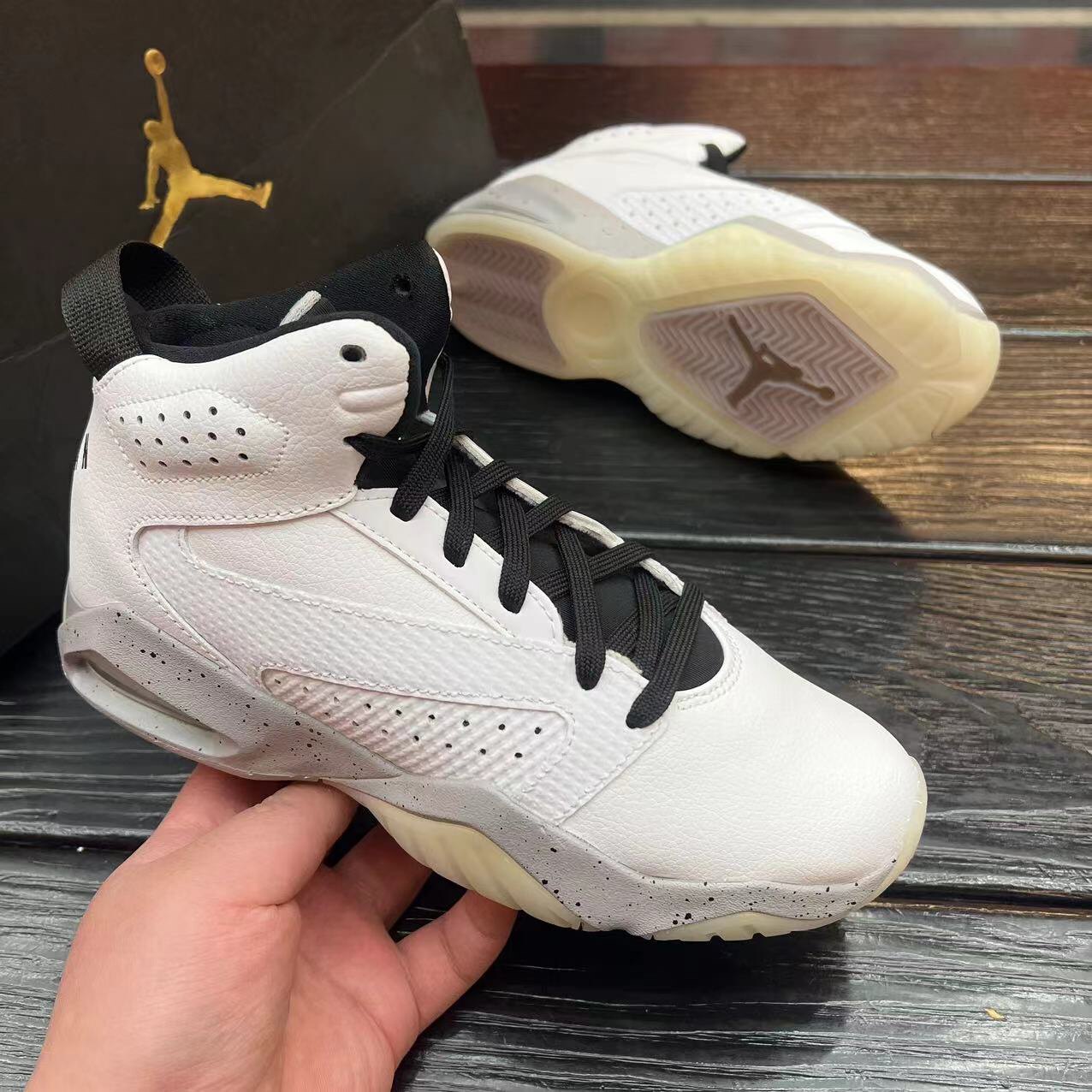 AirJordan篮球鞋糖果色爆款