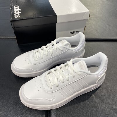 Adidas阿迪达斯纯白休闲板鞋