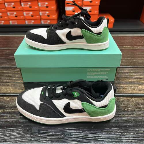Nike耐克SB ALLEYOOP 女子大童低帮运动休闲复古板鞋IH0647-103