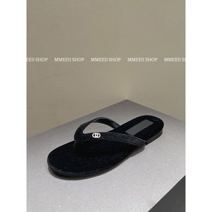 女黑色绒钻扣百搭沙滩凉鞋 平底夹趾人字拖鞋 极简百搭 MMEEII