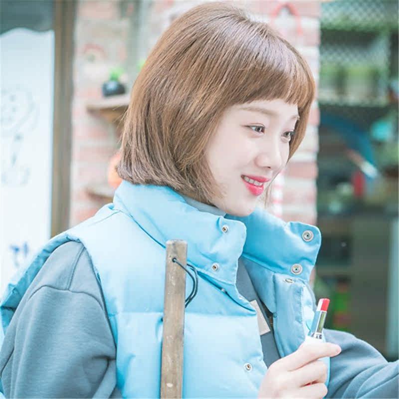 Perruque cheveux raides Court - Ref 2612977 Image 4