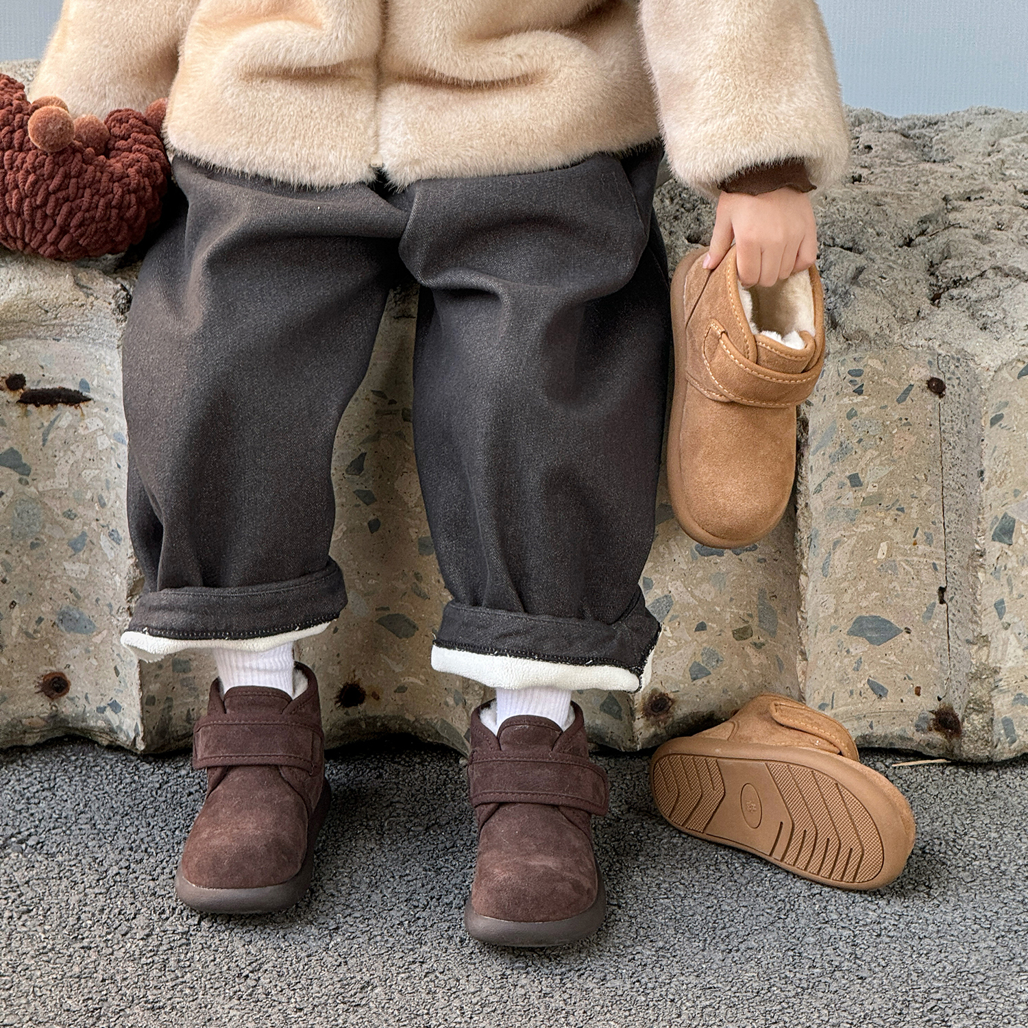 真皮儿童雪地靴加绒加厚男童大棉鞋魔术贴冬鞋女童靴子宝宝面包鞋