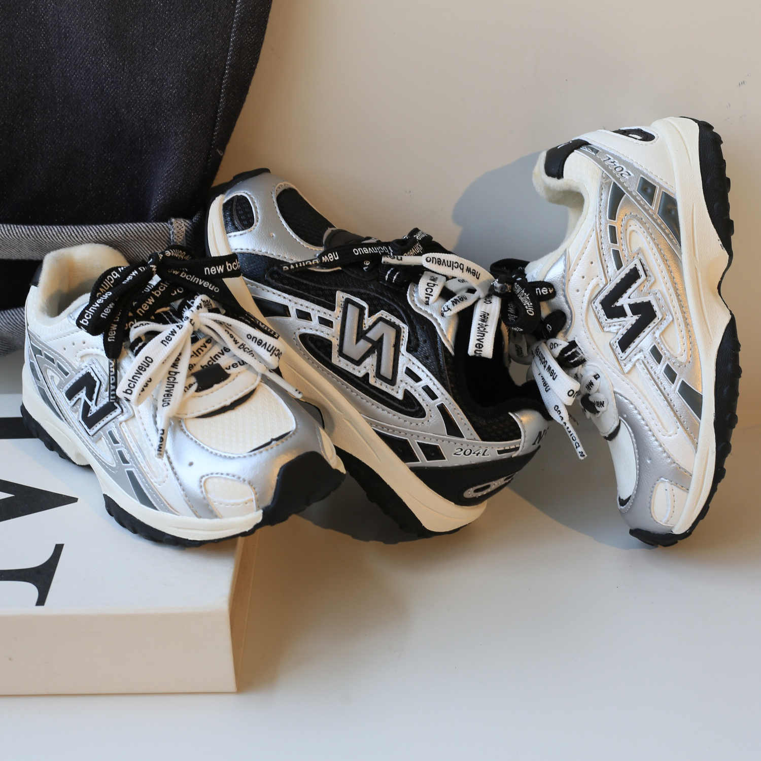 网红爆款加绒童鞋儿童板鞋男童鞋子女童运动鞋户外慢跑鞋二棉鞋