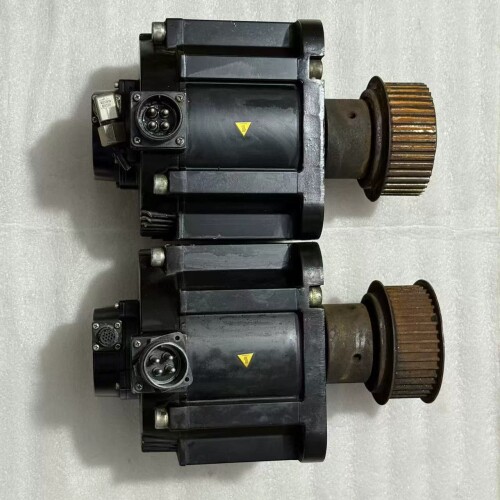 安川7系伺服电机SGM7G-44AFC61 4.4KW 成色 ~议价