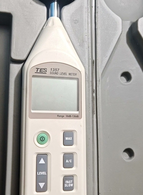台湾泰仕TES 1352A噪音计，噪声计，分贝仪， 可程式噪 ~议价