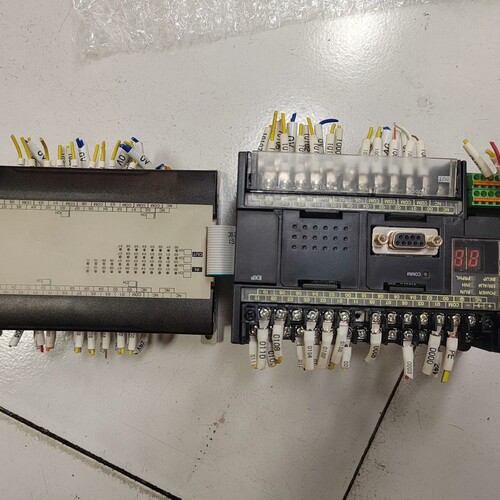 欧姆龙PLC控制器CP1H-XA40DT-D,带扩展CPM1 ~议价