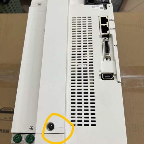 松下伺服驱动器MFDLNA3BE,3.0KW功率,工程余料, ~议价