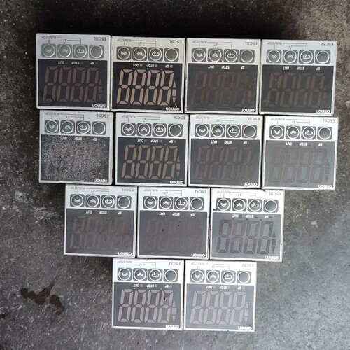 欧姆龙温控仪表E5CSL-RTC(11个) ~议价