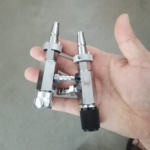 医院医用英标国标德标美标氧气空气吸引二氧化碳氮气插头接头吊塔