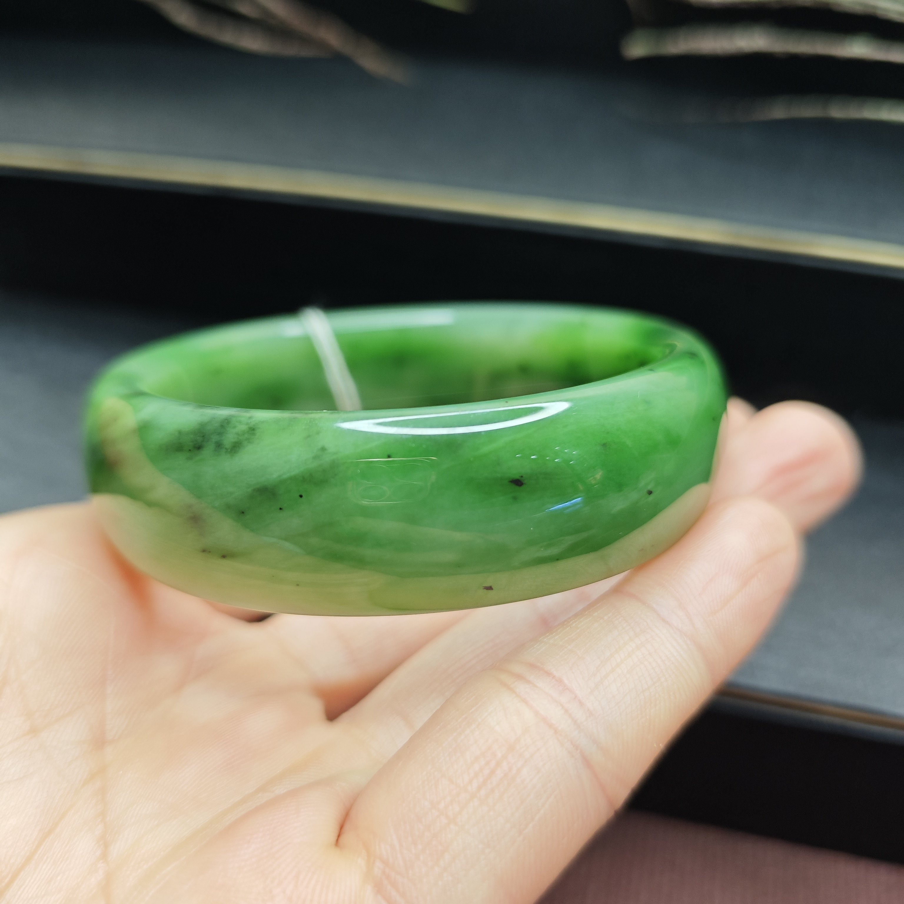 老坑料新疆和田俄碧玉菠菜绿冰润宽版女士手镯礼物内径58.5重79.6