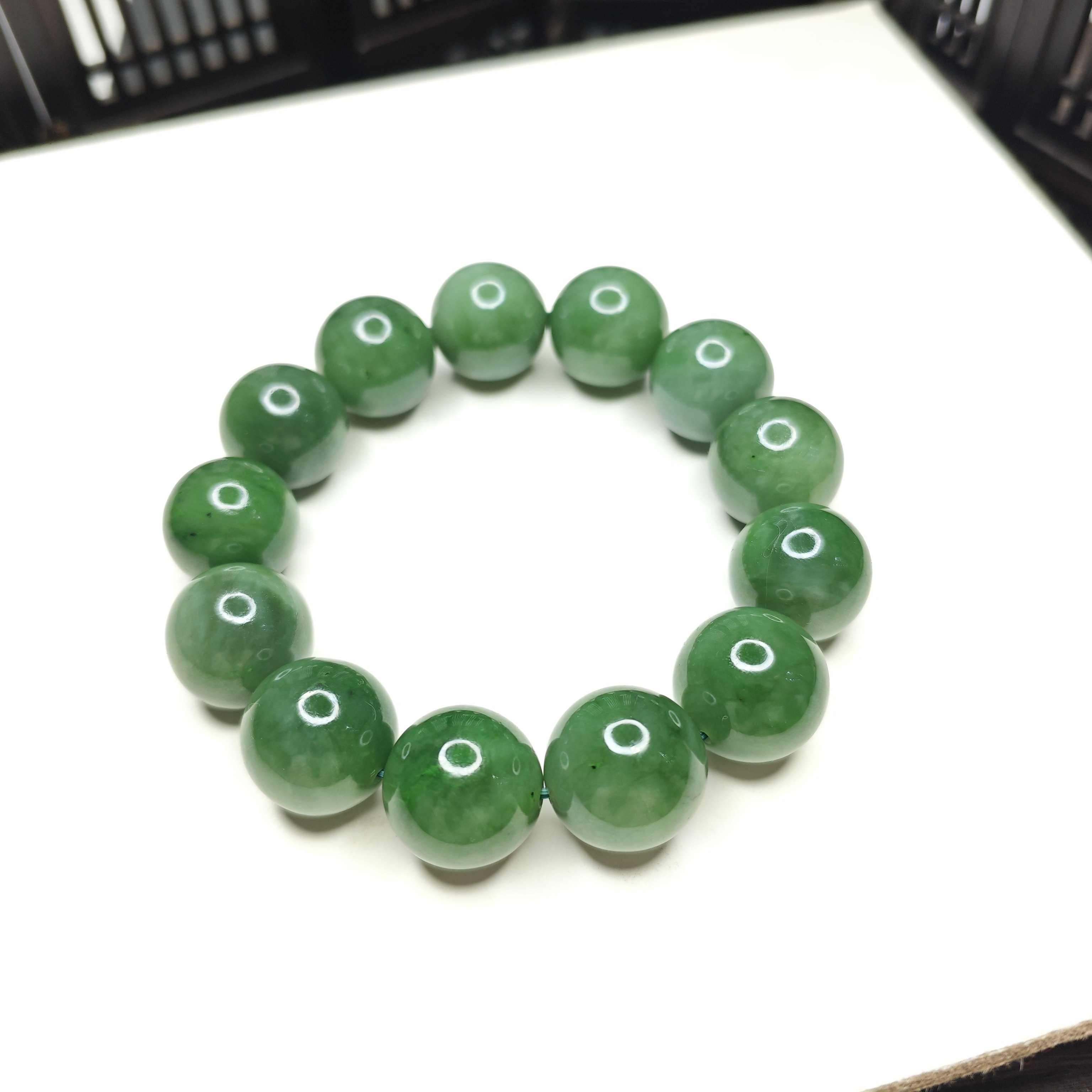 新福利天然新疆和田玉老坑菠菜绿碧玉圆珠手串男女款玉石手饰18