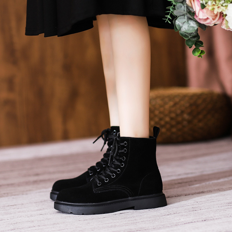 新款真皮靴子2024英伦风磨砂真皮女靴中跟平底短靴女8孔马丁靴女