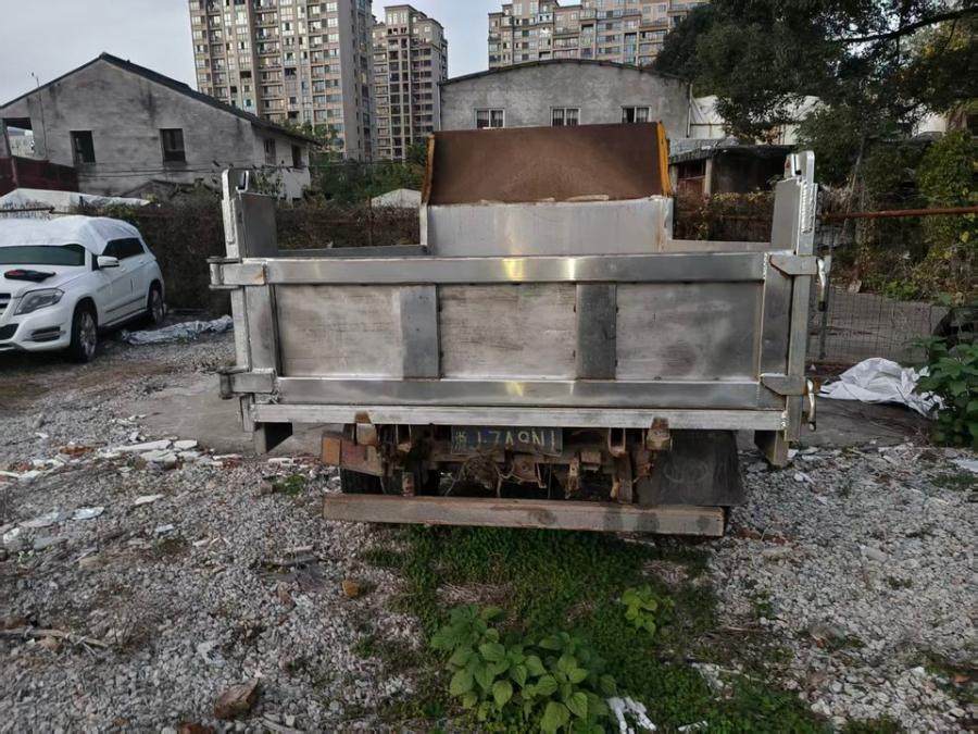 1月27日台州车牌号为浙J7A9N1时风牌轻型自卸货车网络拍卖公告