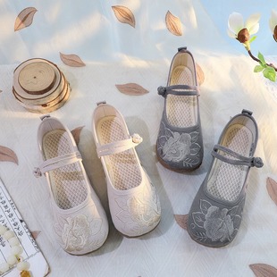 刺绣民国风复古 女配马面裙旗袍汉服绣花太极拳鞋 新中式 老北京布鞋