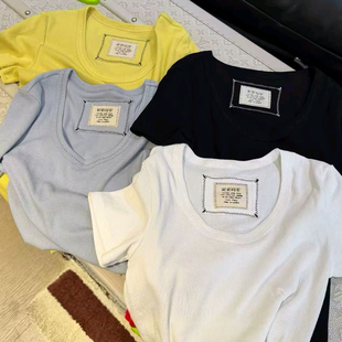 欧货U领贴标正肩短袖T恤女2026新款纯色弹力显瘦百搭打底衫上衣