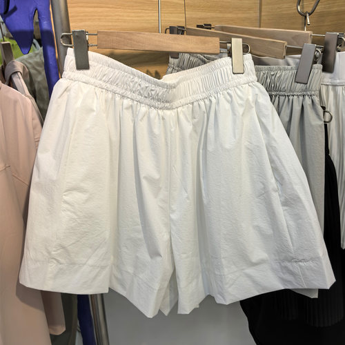 夏季显瘦百搭高腰阔腿短裤女