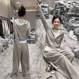 灰色连帽卫衣阔腿裤两件套女秋季慵懒风显瘦时尚运动套装休闲卫裤