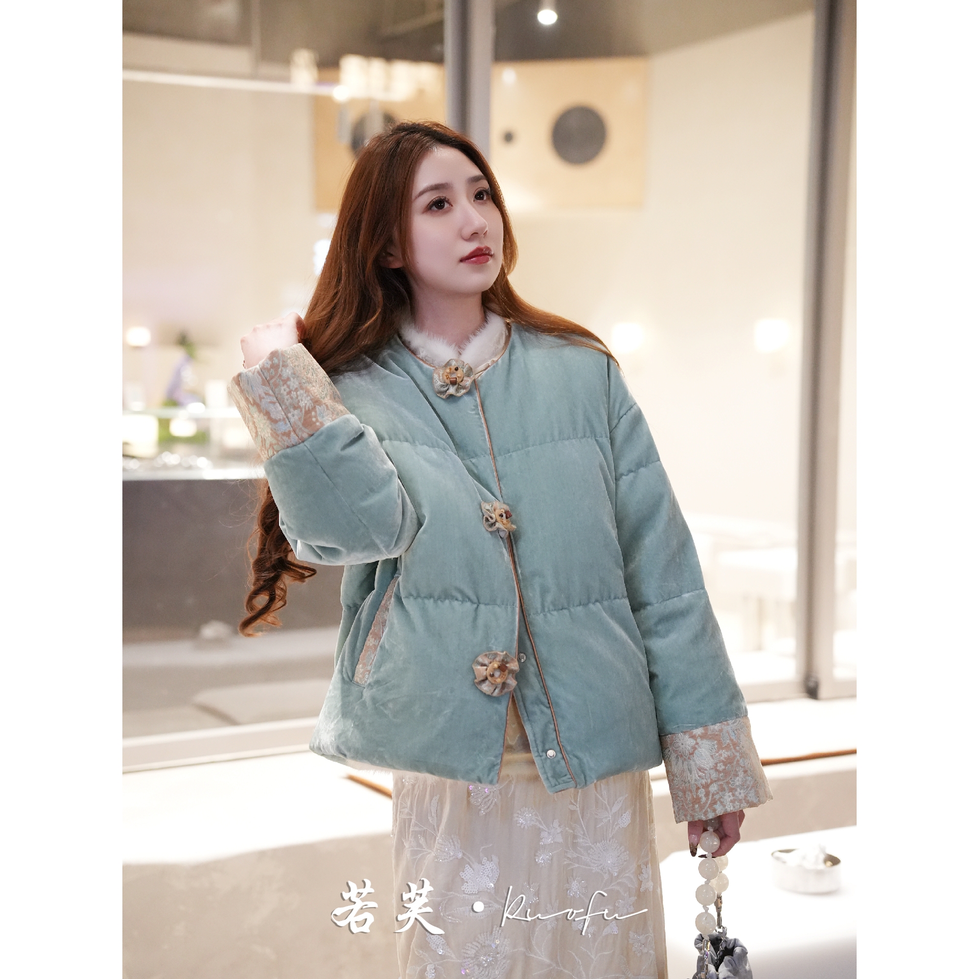 若芙 | 【蒂芙尼蓝】秋冬国风人丝金丝绒90白鹅绒宋锦外套