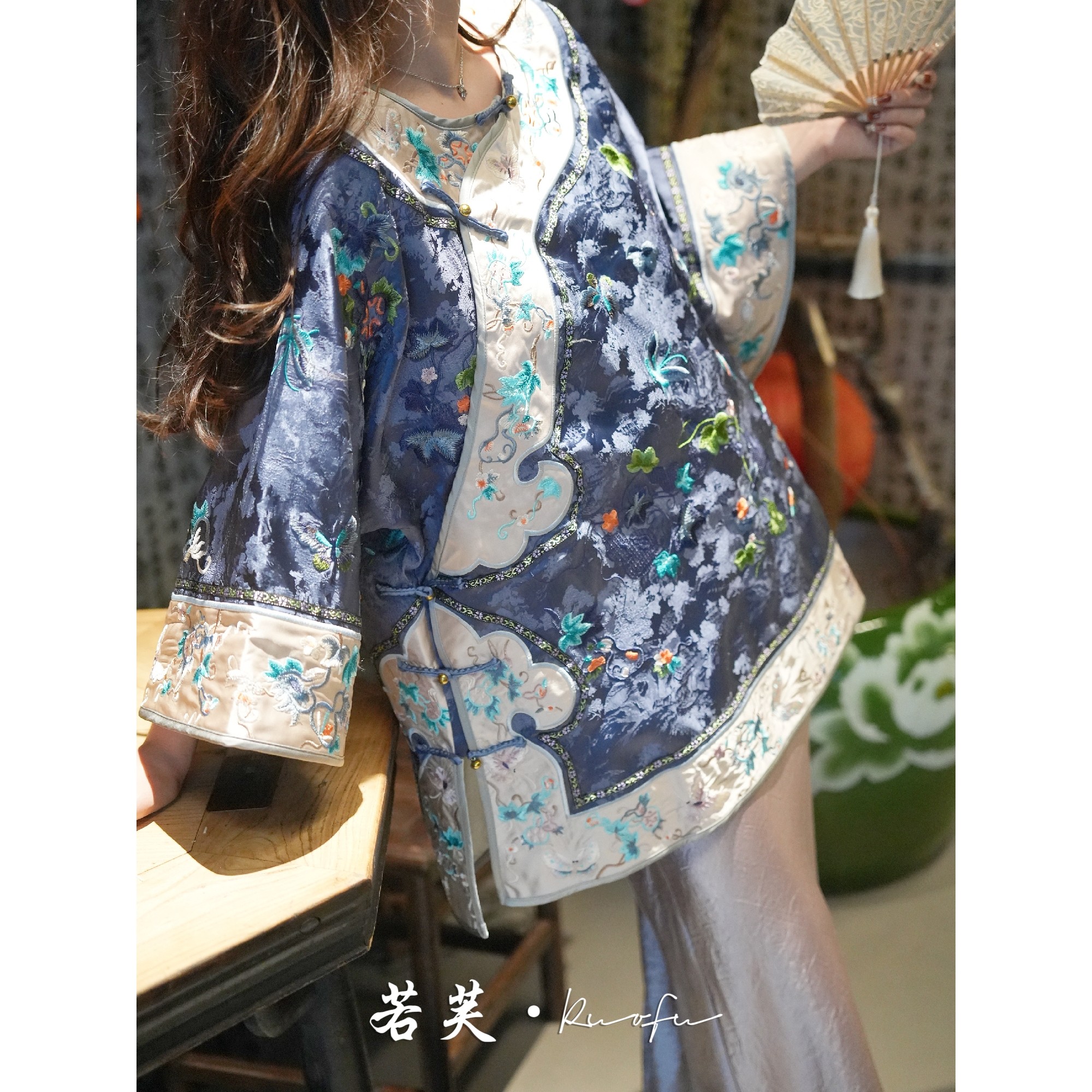 若芙｜【清汉女】新中式重工刺绣外套显瘦斜襟盘扣清汉女上衣,女装/女士精品,上衣,淘宝优惠券,粉丝福利购,淘宝优惠卷