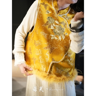 重工钉珠真丝羊毛洒金提花秋冬鸵鸟毛马甲 中式 若芙｜ 富贵千金