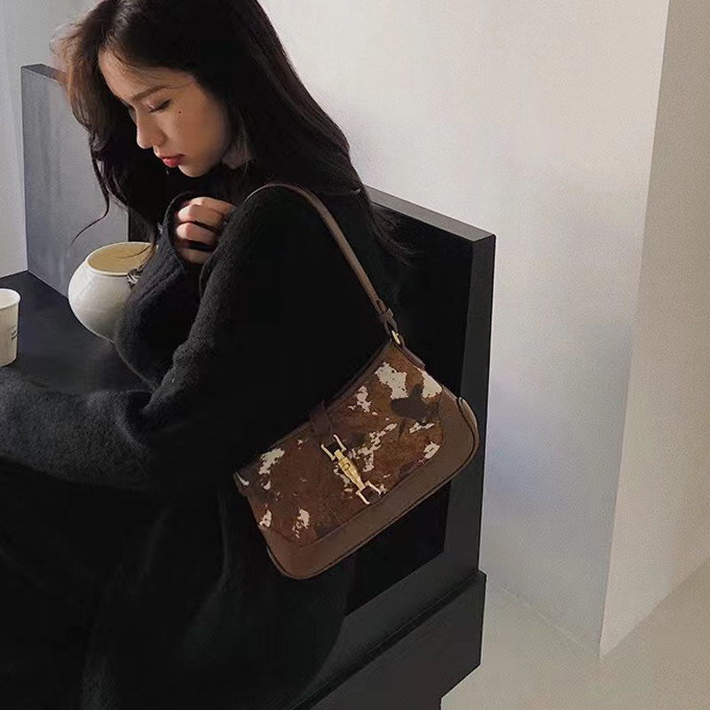 小众设计高级感真皮马毛印花包包腋下单肩包潮流女包斜挎包小方包