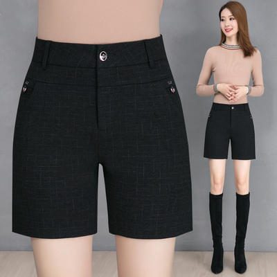 秋冬格子五分裤女加大码宽松显瘦短裤胖MM外穿打底靴裤中裤妈妈裤