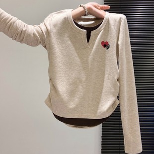 上衣 T恤女秋冬内搭显瘦打底衫 奥特莱斯 清仓捡漏撞色拼接V领长袖