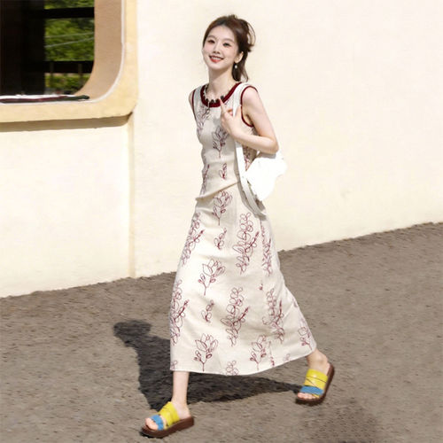 法式气质杏色无袖背心连衣裙女26夏新款特别漂亮掐腰巨好看长裙子