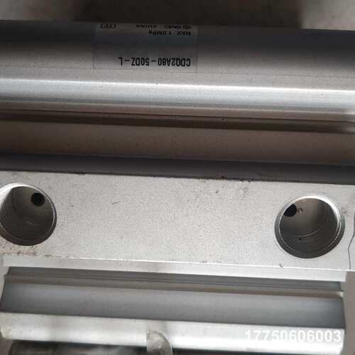 气缸CDQ2A80-50DZ-L，，成色，
