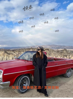 网红打卡造景拍照老爷车招人气