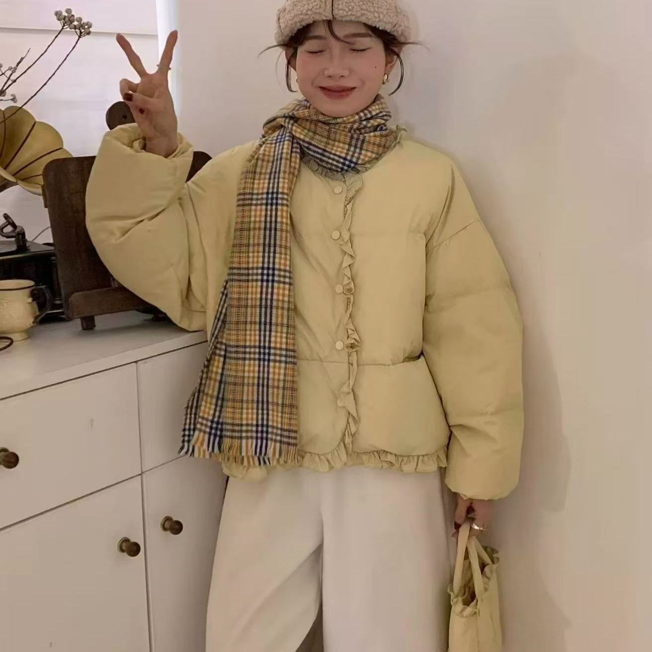 6499短款冬季女款2025新款韩系甜美白小个子轻薄棉服外套冬