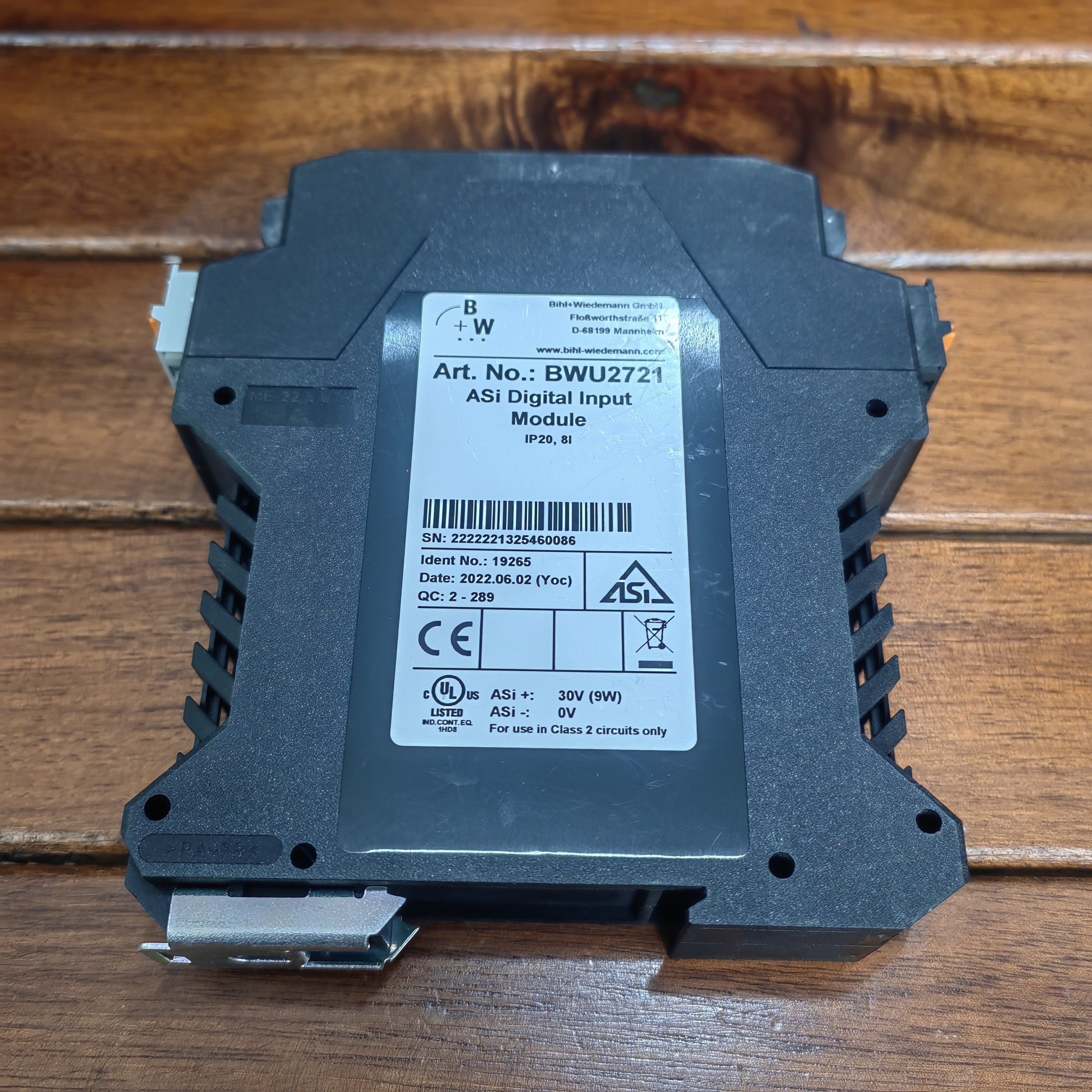 现货促销全新原装无包装b w必威bwu2721成色非常漂亮实物照片